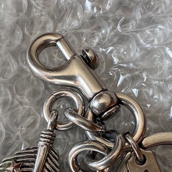 Coach RARE  Metallic Feather Keychain - Picture 6 of 8